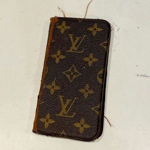 Louis Vuitton iPhone case - used